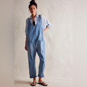 Free People high roller jumpsuit, XS, Kansas, pre owned excellent conditionion